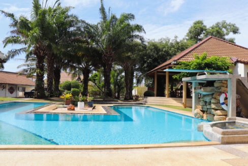 Pool 2